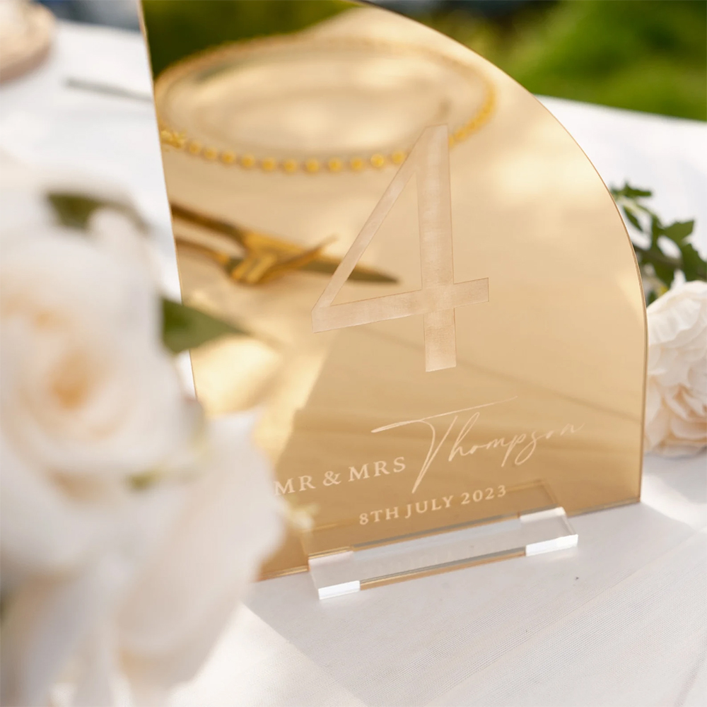Personalized Wedding Bar Sign  - Table Number Gold recension och pris